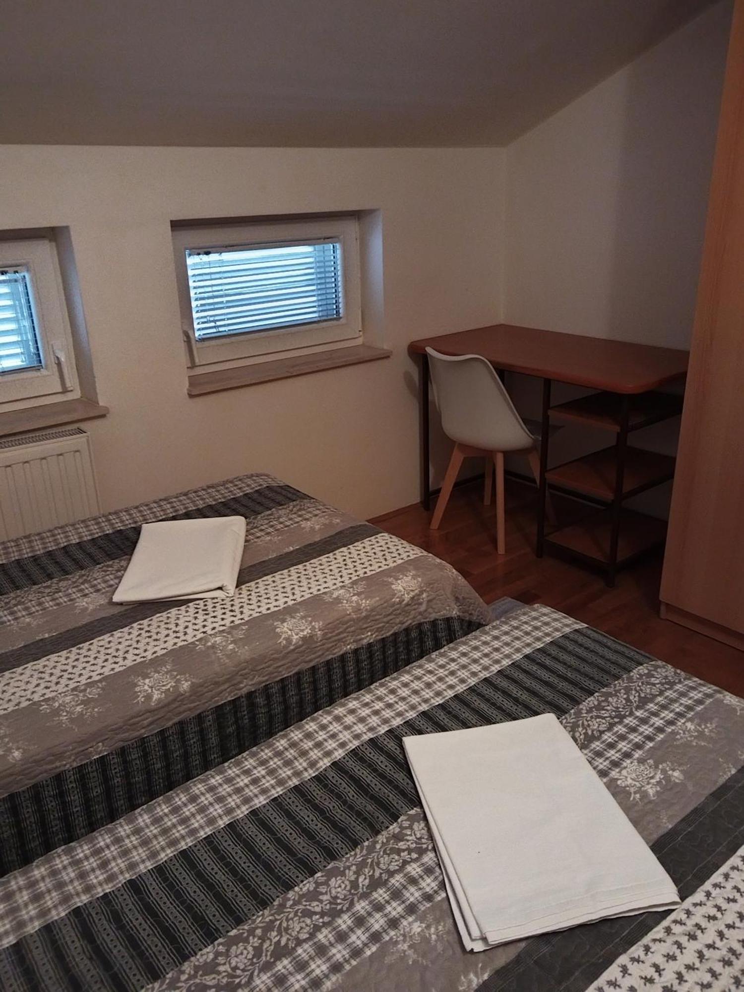 Apartment Ljudmila Vodice Esterno foto